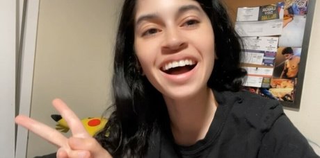 Alaska Zade high quality actress pictures