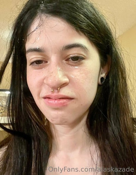 Alaska Zade sexy pornstar pictures