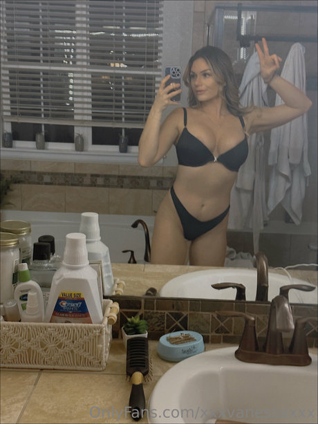 Essa V pornstar nice photos