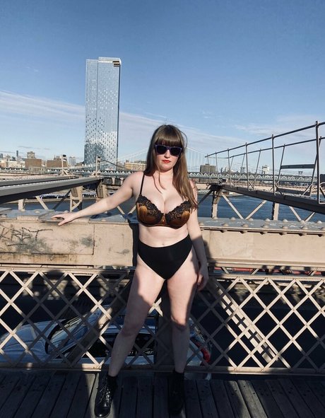 curvy nude onlyfans free nude img