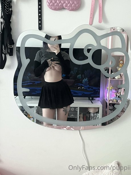 mewisa pornographic model gallery