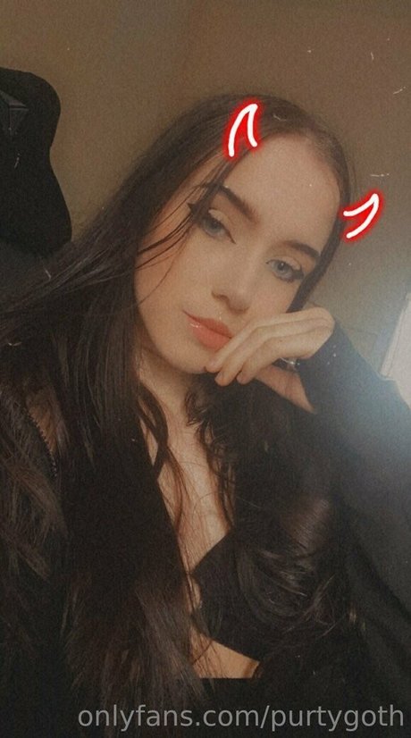 Purtygoth star sexy pics