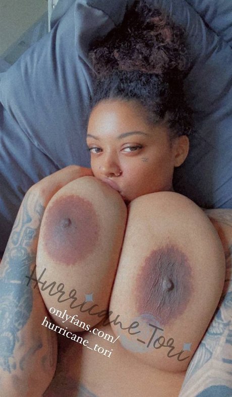 cuckold feet onlyfans erotic image