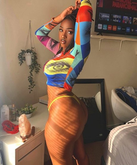 asian top onlyfans nude pictures