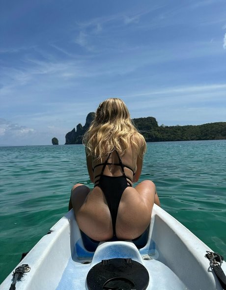 hippie onlyfans art xxx archive