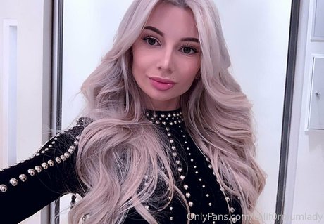 calif0rniumlady hd model picture