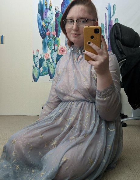 mumblingmeadows beautiful model pics