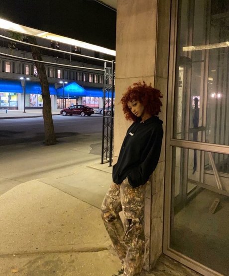 Solaya Ismail nice pornstar photos