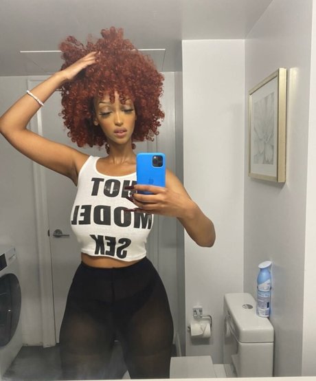 Solaya Ismail porn actress photo