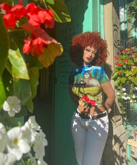 Solaya Ismail pornstar pretty image