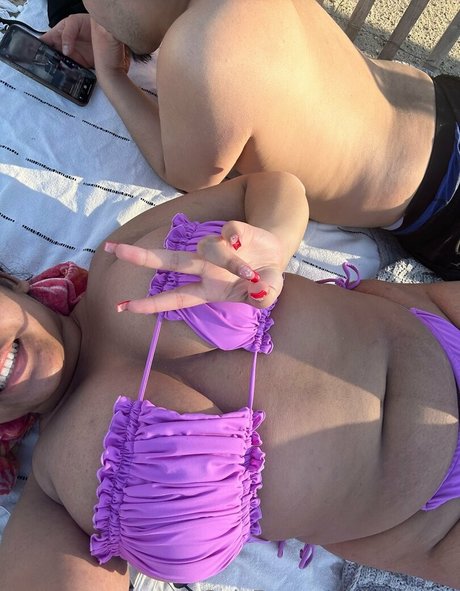 jucykitty model beautiful photos