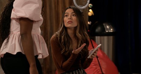 stepsister onlyfans top pic