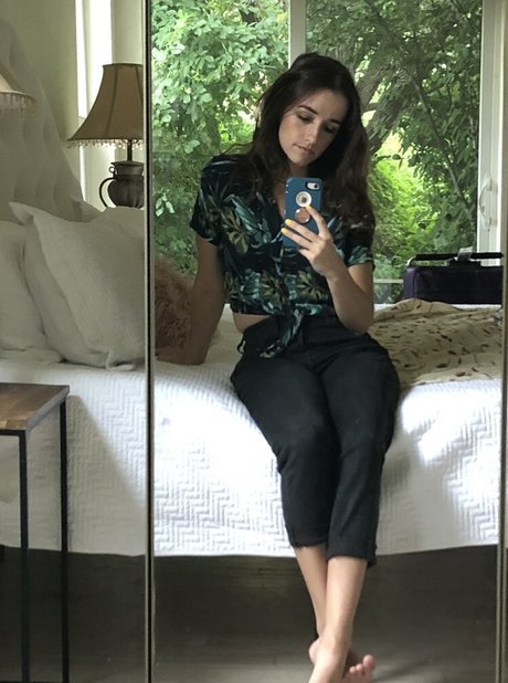 Sarah Lavender sexy pornstar pic