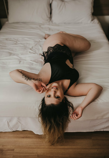 petite slut onlyfans beautiful naked pictures