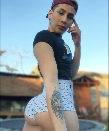 Brian Paz free star images