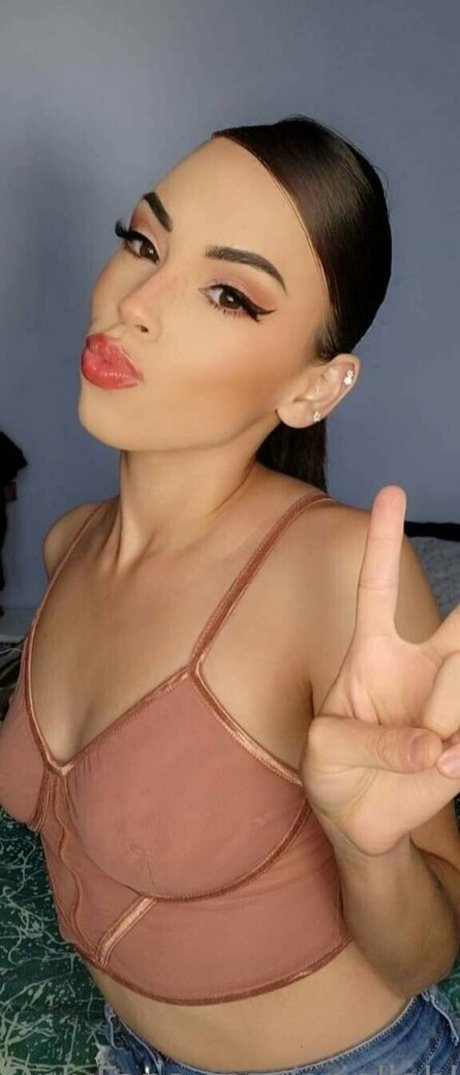 ariellabloom exclusive pornstar pictures