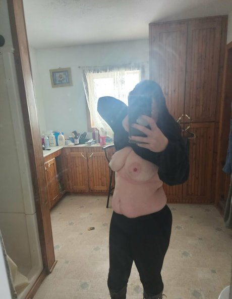 theangelbabyofmontana nude actress pic