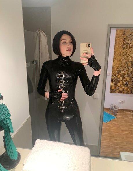 stepsister onlyfans hot naked pictures