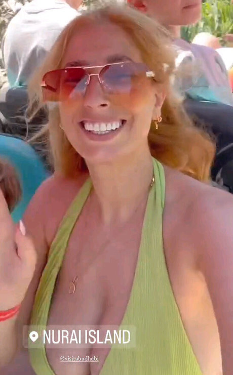 Stacey Solomon model pretty img