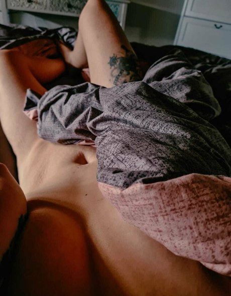 youmeus1312 pornstar pretty pictures