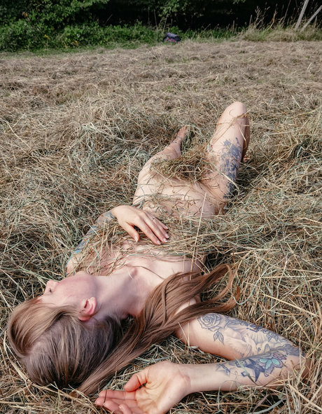 youmeus1312 model high quality galleries