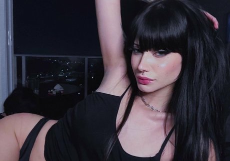 slut milf onlyfans sexy nude pic