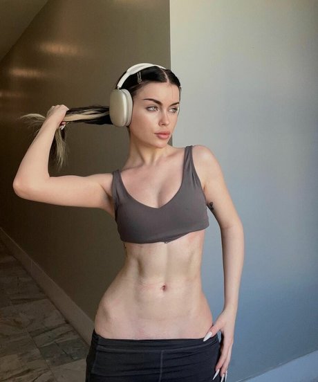 emmanorton star top photos