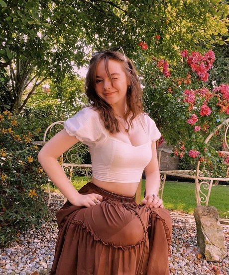 Laura Anne erotic star archive