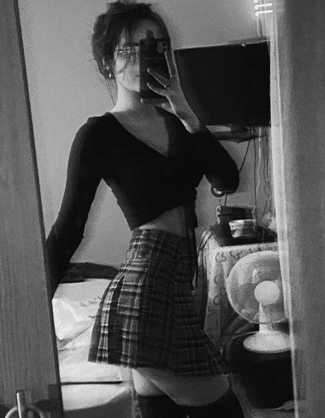 Laura Anne pornstar nice img