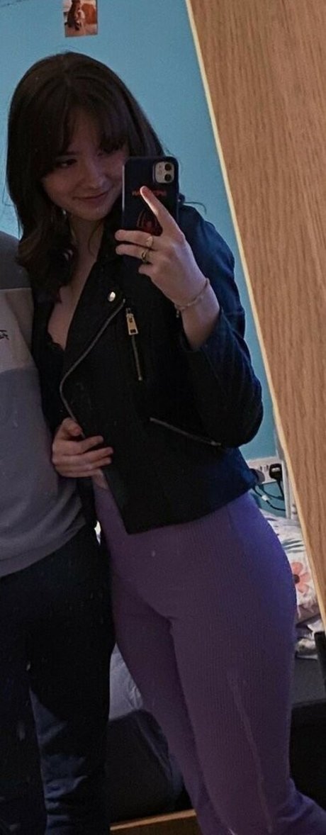 Laura Anne pornstar exclusive images