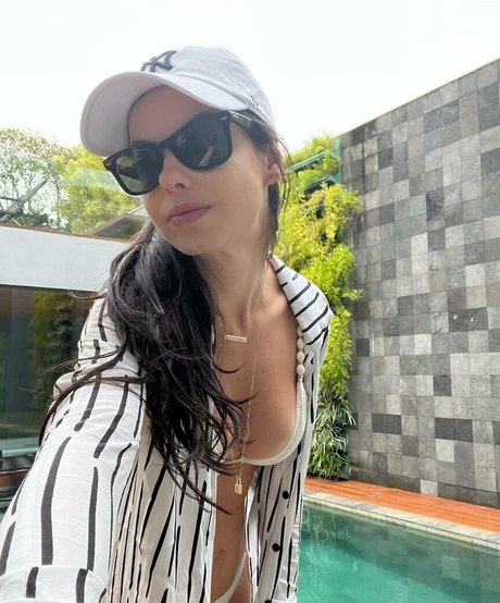 Sthefany Brito beautiful actress img