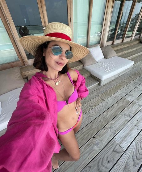 Sthefany Brito free pornstar pictures