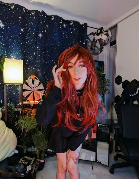 curvy shemale onlyfans exclusive gallery