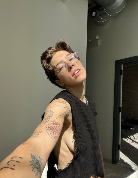 nerdy onlyfans xxx pic