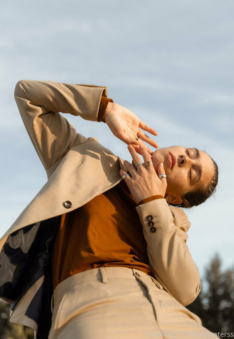 athletic milf onlyfans hot sexy galleries