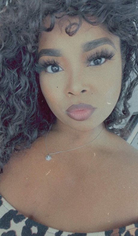 TrueBeauty334 high quality actress pic