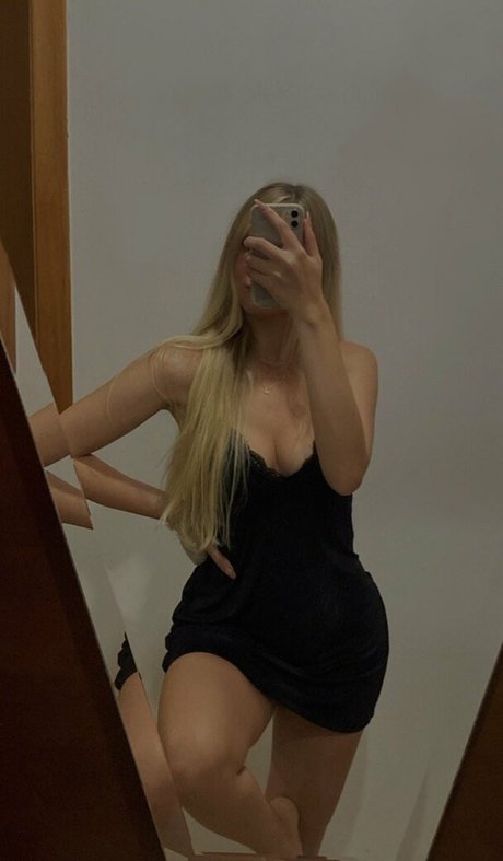 blonde shemale onlyfans free image