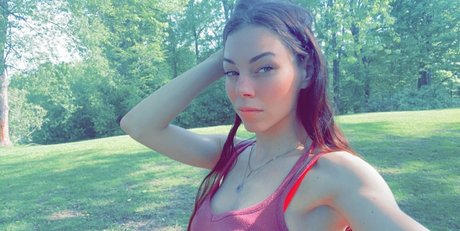 bellapetitewifey star pornographic photos