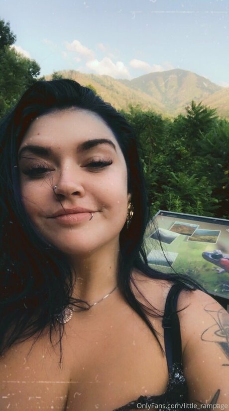 asian foot fetish onlyfans porno pic