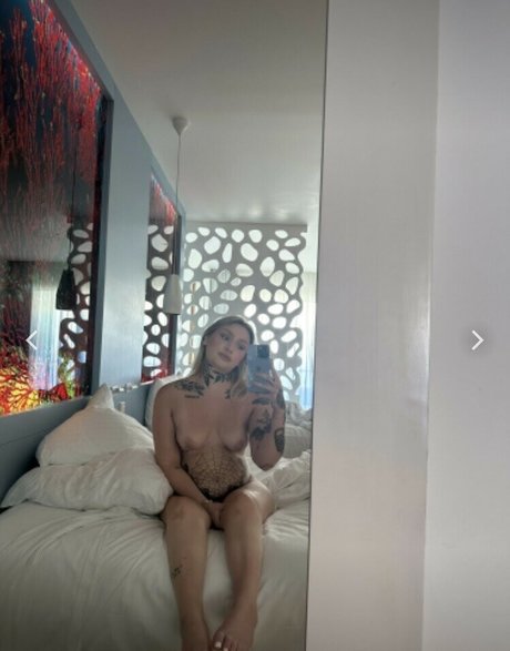 karleexrosee star erotic photos