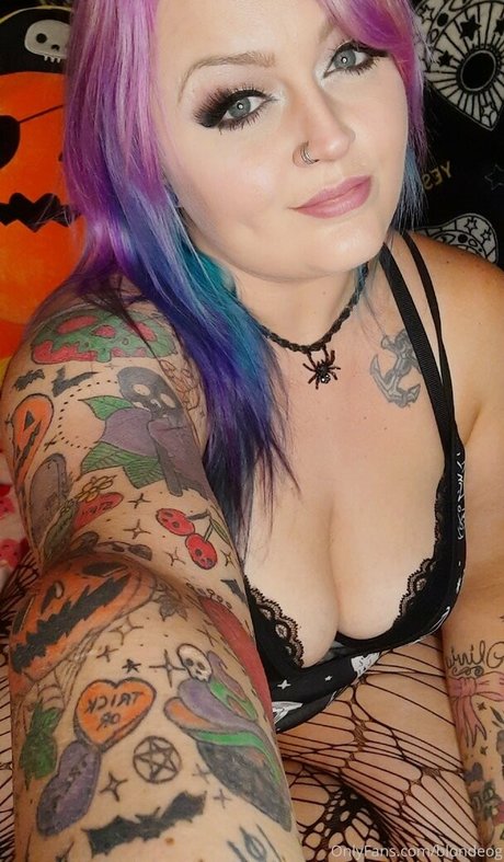 blondeog star adult image