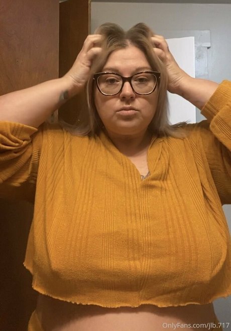 asian top onlyfans beautiful naked pic