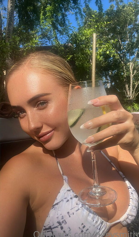 tiggysmith model perfect gallery