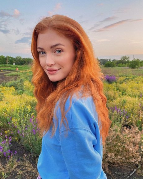 babe nude onlyfans sexy nude photo