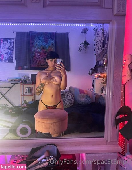 Orbriz model free pictures