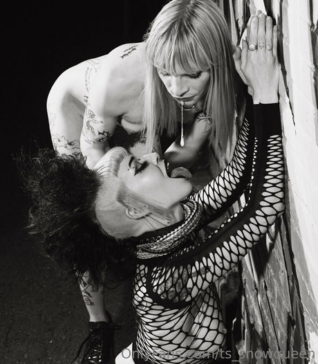 ts snowqueen adult star picture