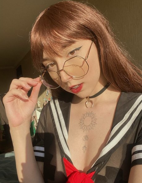 Loli Molly adult actress pictures