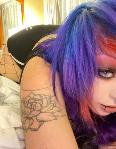 Luna Ghostess free actress images