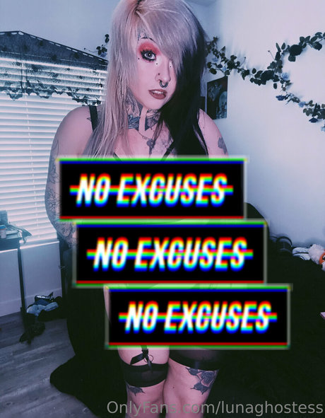 Luna Ghostess model image