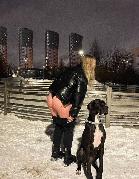 Ahrinyan erotic star pictures